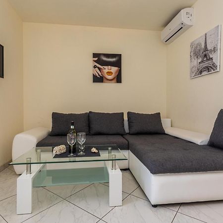 Domagoj D&D, Baska Apartment Exterior foto